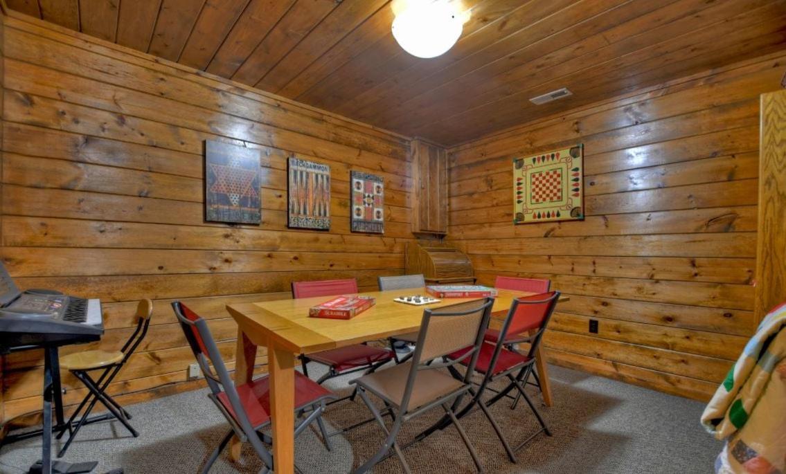 American Dream Americana Decor Close To Downtown Blue Ridge Exterior foto